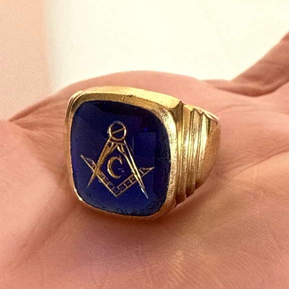 Vintage 1940’ Art deco Gold Fill cobalt Blue Glass Mason Signet Ring - Picture 5 of 16
